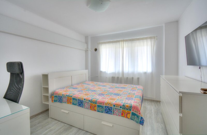 Mihai Bravu Apartament 2 camere decomandat  Metrou Dristor (2 min)