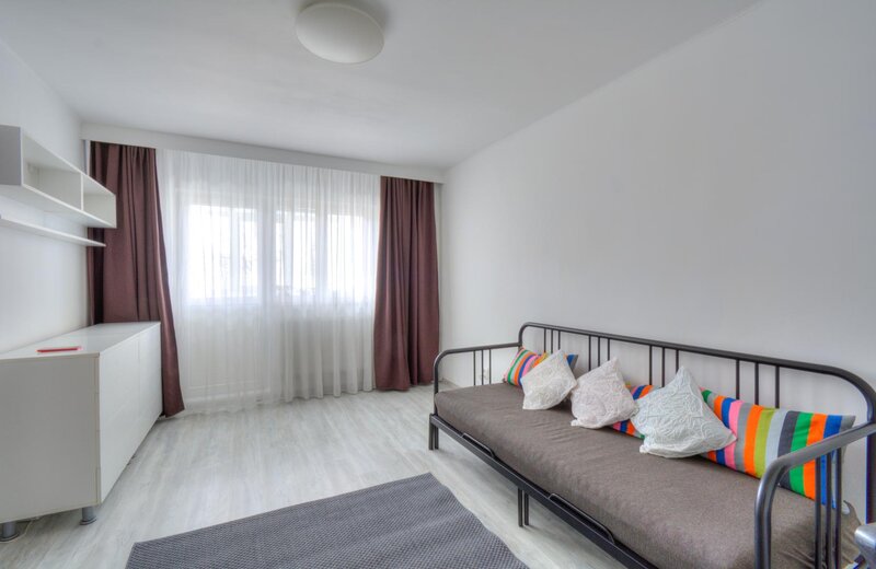 Mihai Bravu Apartament 2 camere decomandat  Metrou Dristor (2 min)